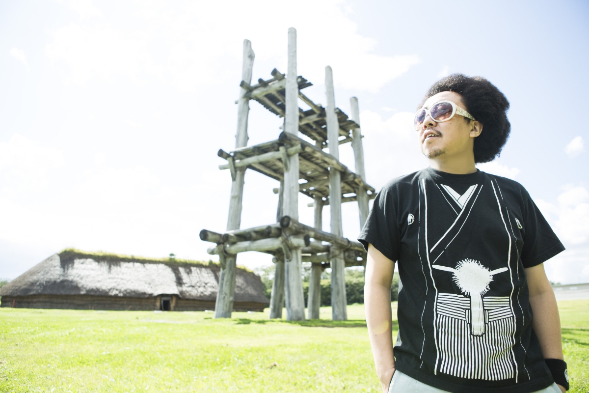 レキシ・池田貴史さんは縄文土器がお好き！？ - PAPERSKY